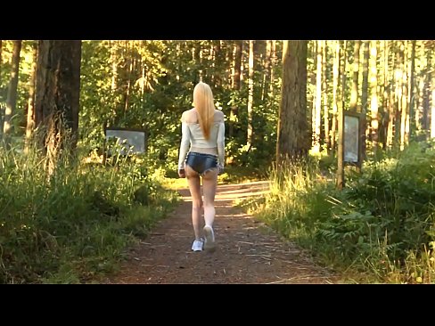 ❤️ Vakker kvinne beveger seg sakte, ikke nakenvideo ️❌ Porno på porno no.passiveincome1.ru ☑